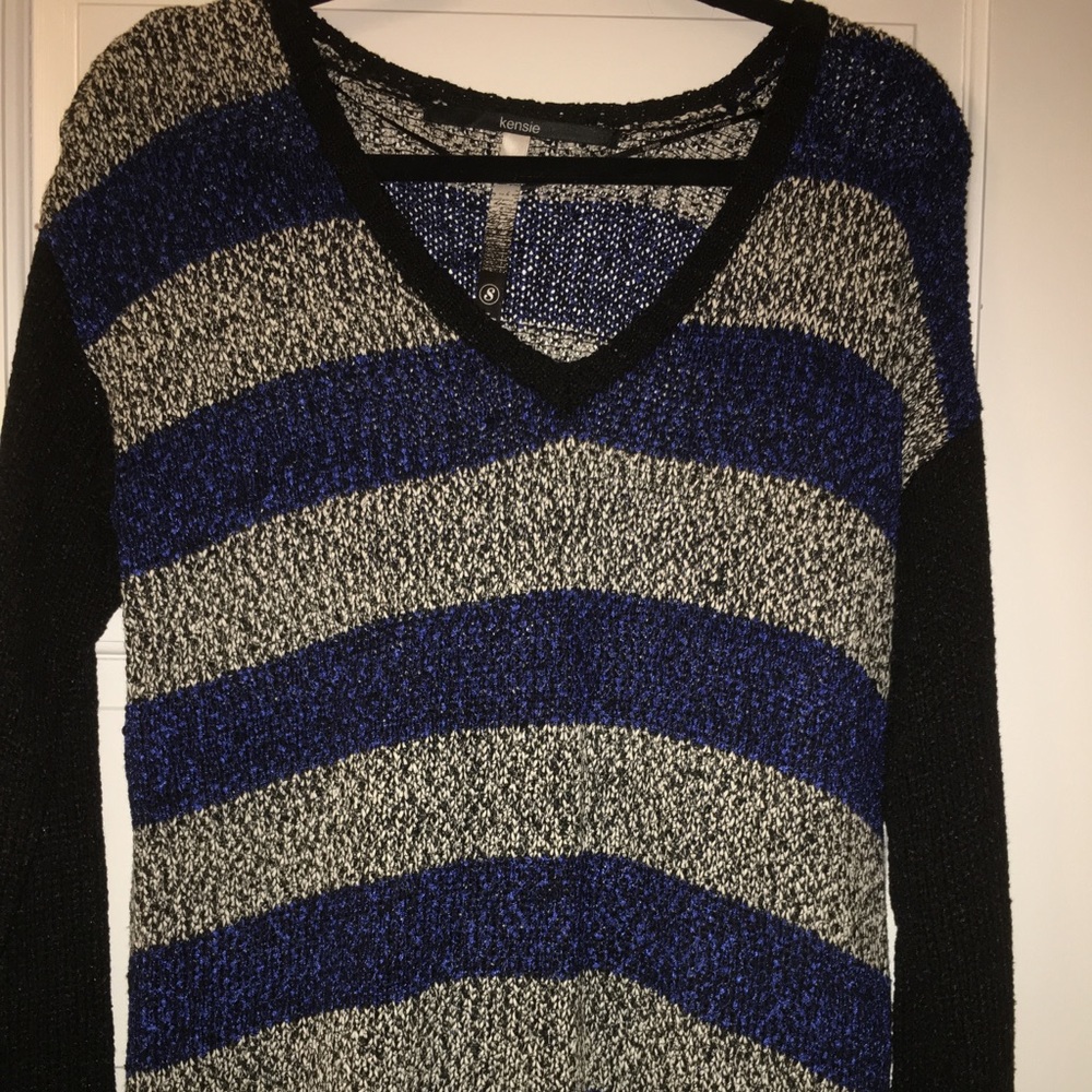 Slight High-Lo Color Block Sweater
